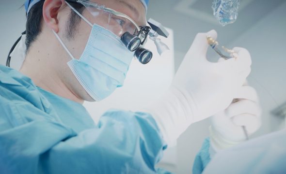 日本口腔インプラント学会指導医・専門医